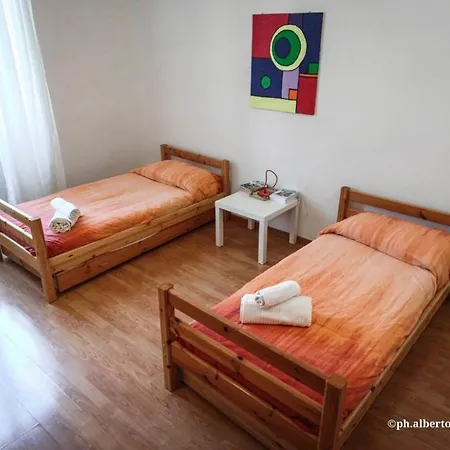 Al Mare Da Alfred And Cate - Ampio A Due Passi Dal Centro Storico E Dalla Stazione Con Ac Apartman Piombino